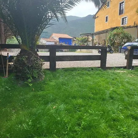 Hotell El Bosque De Pria *